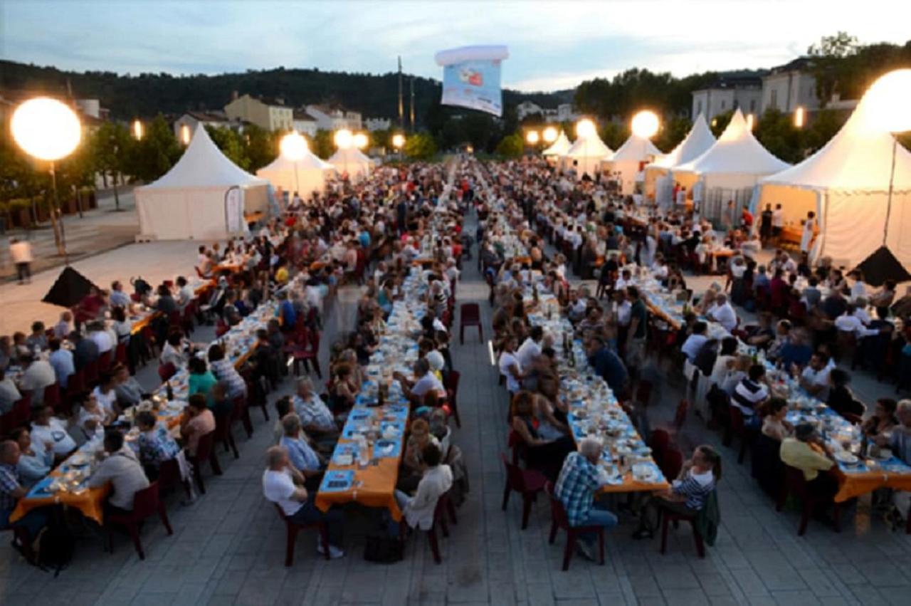 Bed and Breakfast Domaine A Marmande Berdoues Экстерьер фото
