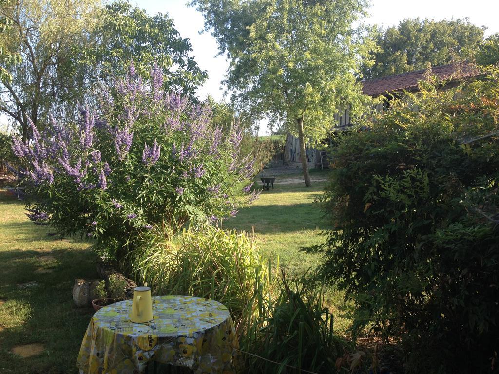 Bed and Breakfast Domaine A Marmande Berdoues Экстерьер фото